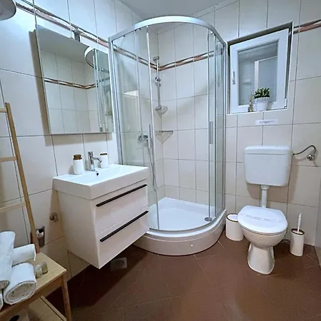 Appartement With Parking Space Cizici, Krk - 22046 *