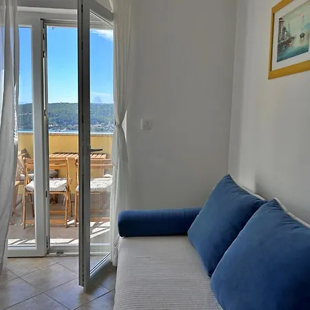 Apartment With A Parking Space Cizici, Krk - 22046 Malinska