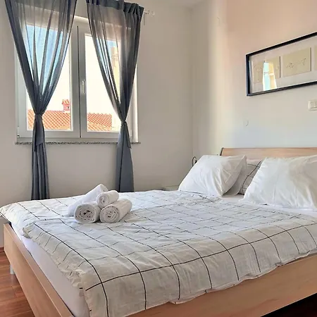 With A Parking Space Cizici, Krk - 22046 Appartamento *
