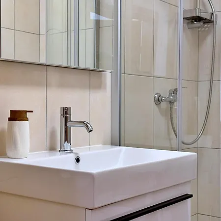 Apartment With A Parking Space Cizici, Krk - 22046 Malinska