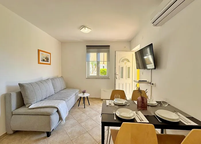 公寓 With Parking Space Cizici, Krk - 22046