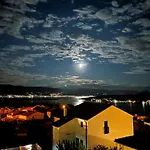 With Parking Space Cizici, Krk - 22046 Apartment